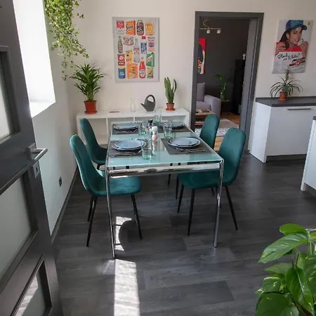 Apartment Ghetto